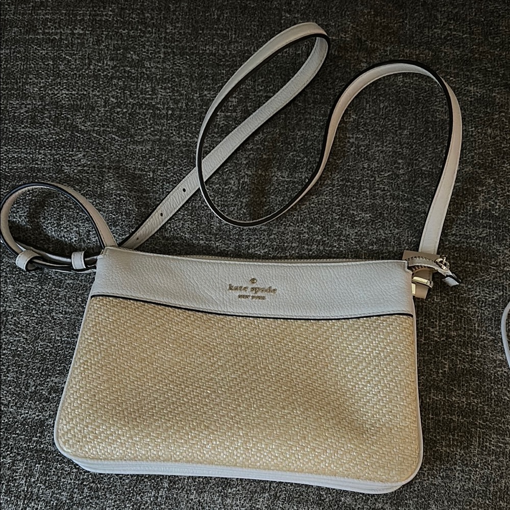 Kate Spade Cream and White Crossbody Bag with Elegant Design
